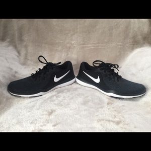 Womens Nike Flex Trainer 8